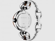 بامبو از گوچی تصویر پشت ساعت بامبو گوچی ساعت دست ساز بامبو از گوچی Gucci bamboo watch kish behin شرکت بازرگانی کیش بهین 